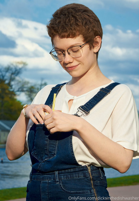 Dicksinthedishwasher