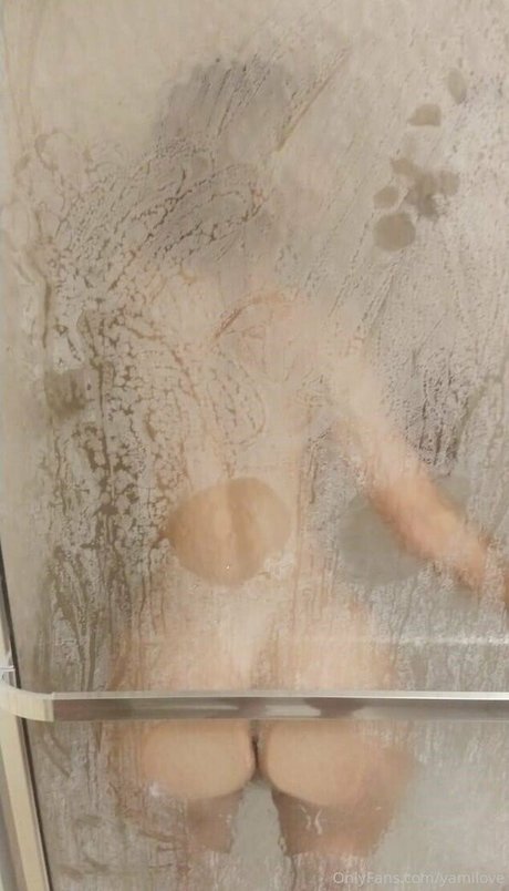 Nacktes geleaktes OnlyFans-Foto von Yamilove