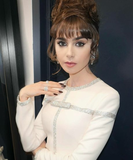 Lily Collins