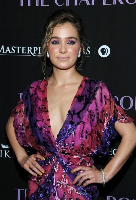 Haley Lu Richardson