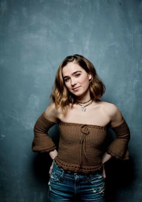 Haley Lu Richardson