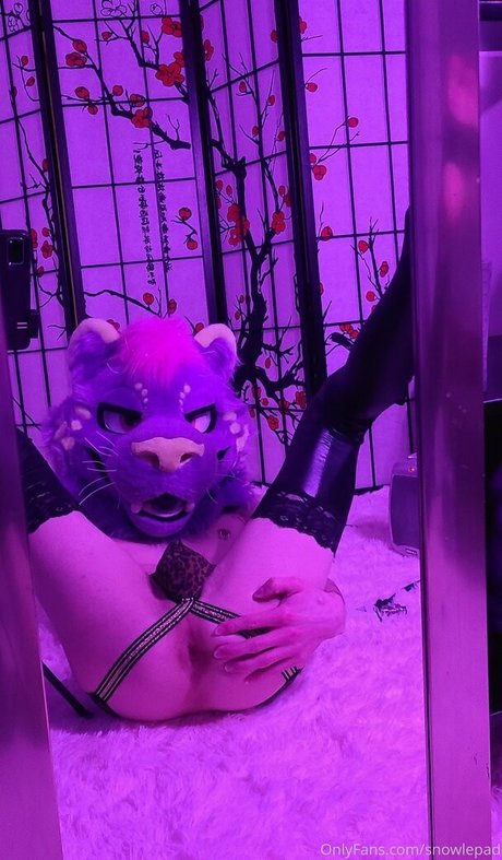 Nacktes geleaktes OnlyFans-Foto von Snowlepad