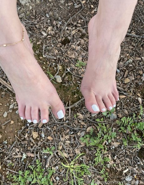 Mylittletoes93
