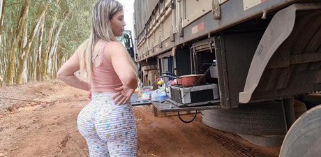 Aline Fuchter Ouriques