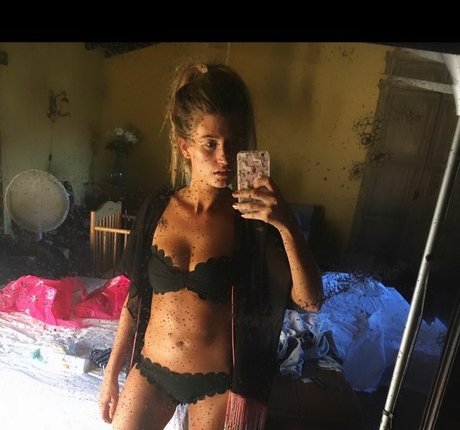 Emmerdales Charley Webb