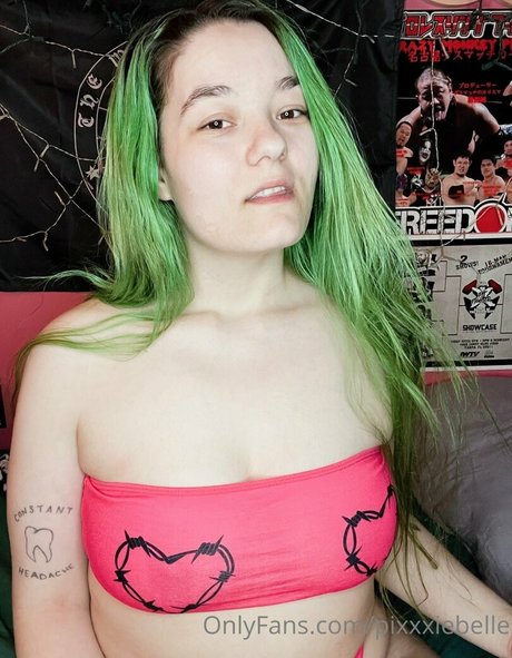 Pixxxiebelle