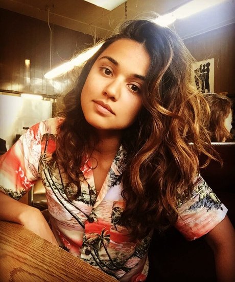 Summer Bishil