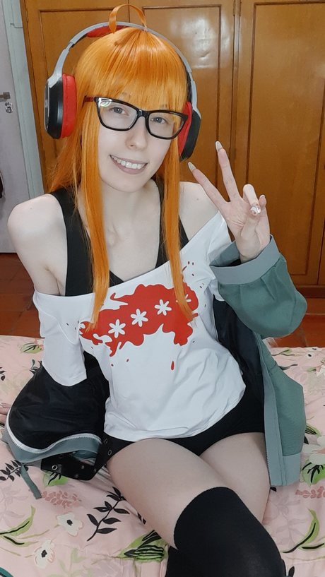 Kiki Glitter Cosplay