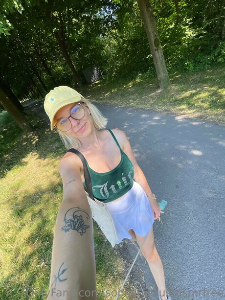 Nacktes geleaktes OnlyFans-Foto von Sophstardustasmrfree