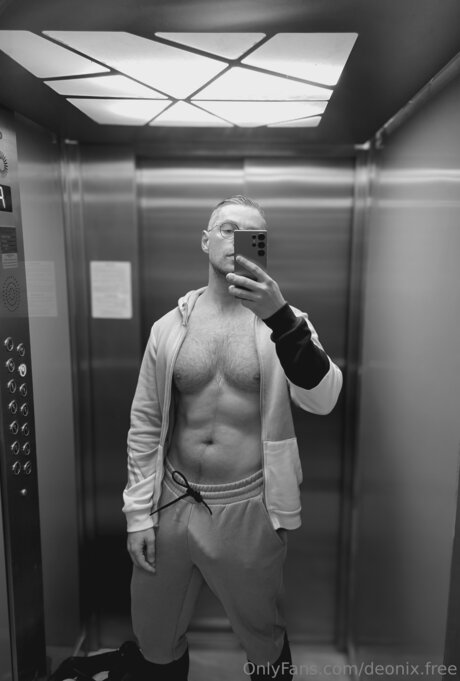 Nacktes geleaktes OnlyFans-Foto von Deonix Free