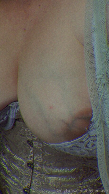 Nacktes geleaktes OnlyFans-Foto von Hayleelove