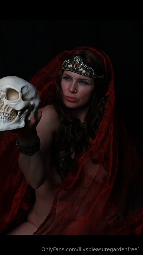 Lilyspleasuregardenfree1