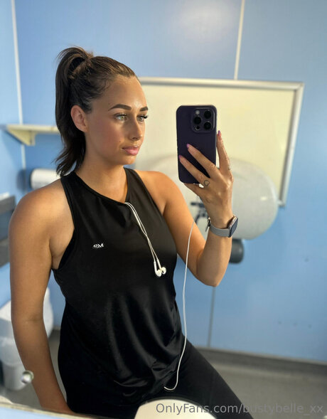 Bustybelle Xx