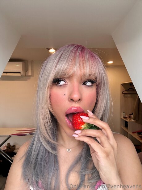 Nacktes geleaktes OnlyFans-Foto von 7venheavens