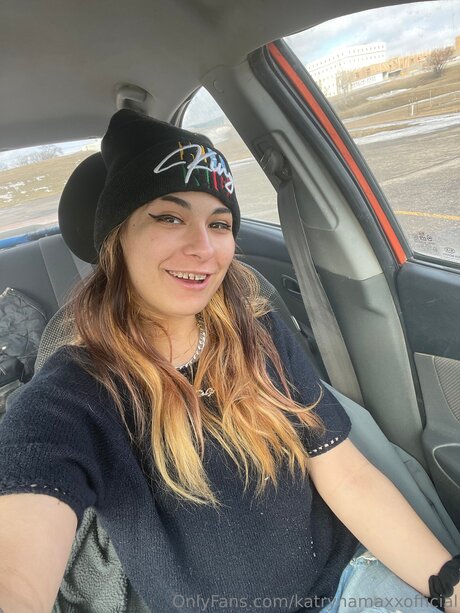 Katrynamaxxofficial