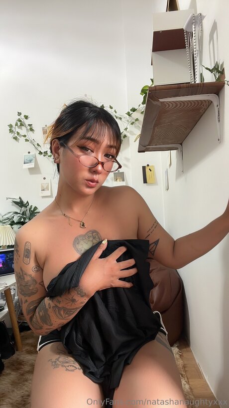 Natashanaughtyxxx
