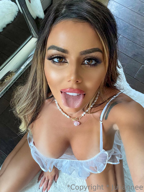 Juliannee