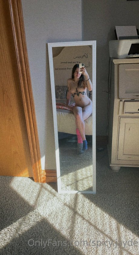 Spicy Jayde Spicyjayde