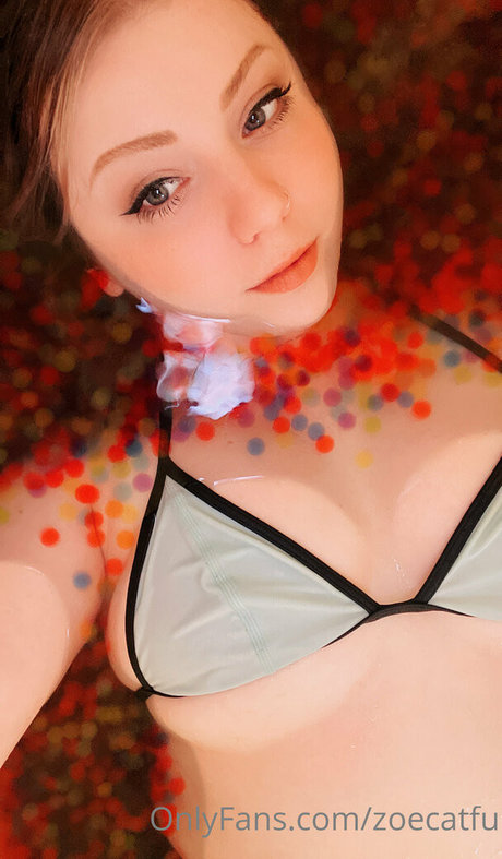 Nacktes geleaktes OnlyFans-Foto von Zoecatfu