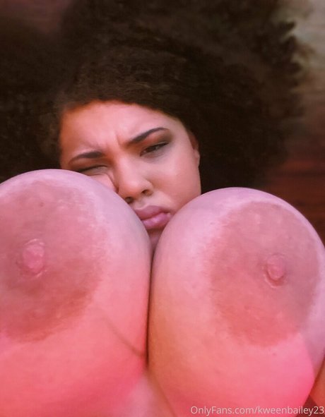 Kweenbailey23