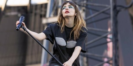 Lauren Mayberry