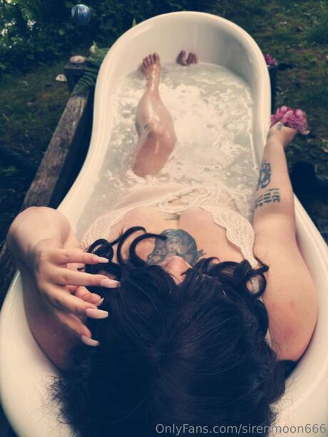 Sirenmoon666