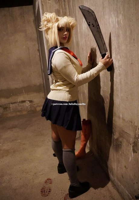 Julia Bayonetta