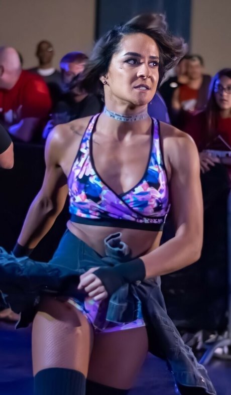 Dakota Kai
