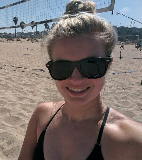 Elyse Willems