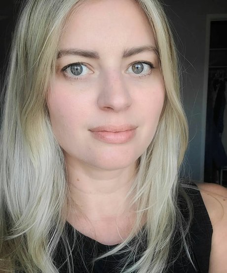 Elyse Willems