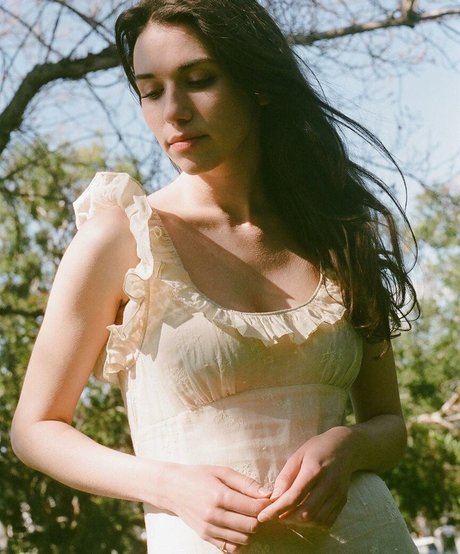 Grace Caroline Currey