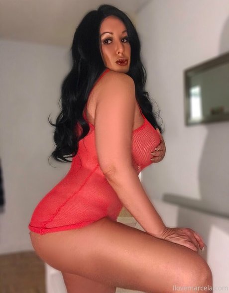 Latinamilfnyc
