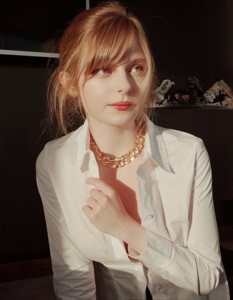 Ella Freya