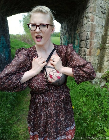 Casey Deluxe