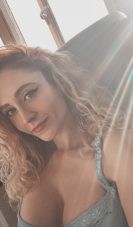 Janet Devlin