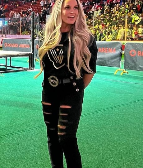 Trish Stratus