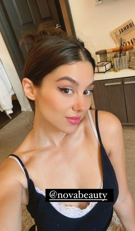 Kira Kosarin
