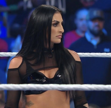 Sonya Deville