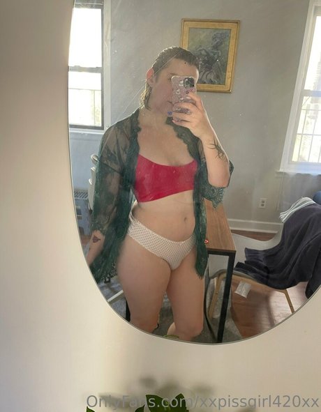 Xxpissgirl420xx