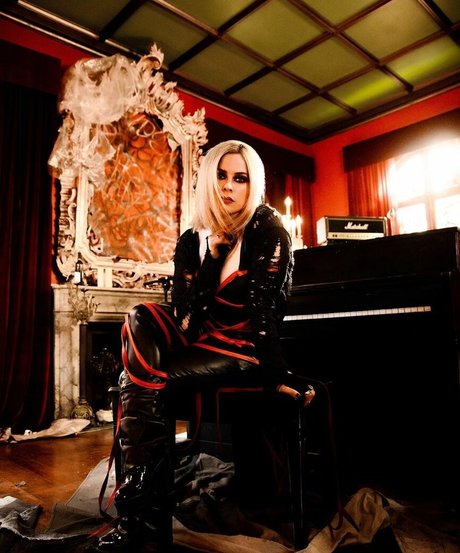 Avril Lavigne