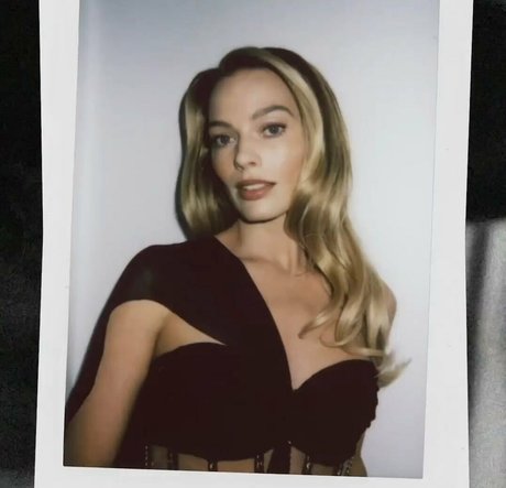 Margot Robbie