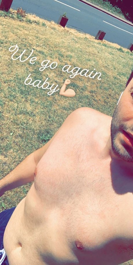 Nacktes geleaktes OnlyFans-Foto von Nathan