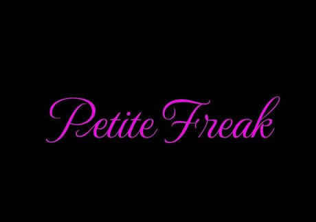 Petite Freak