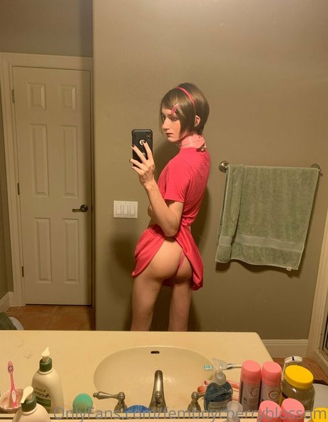 Femboycherryblossom