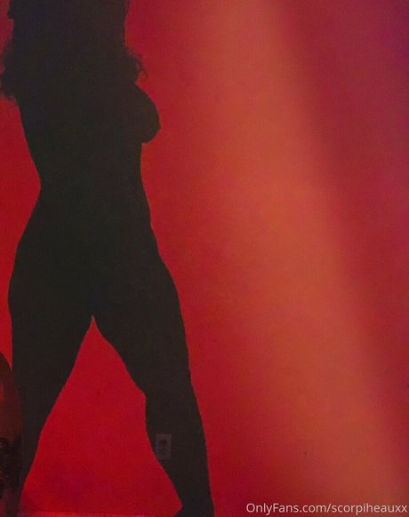 Scorpiheauxx