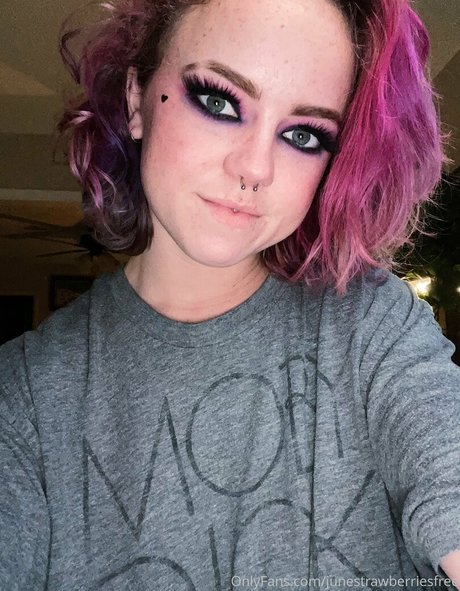 Junestrawberriesfree