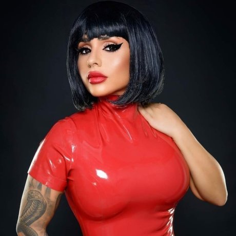 Femdm    Rleplay    Fntasy 