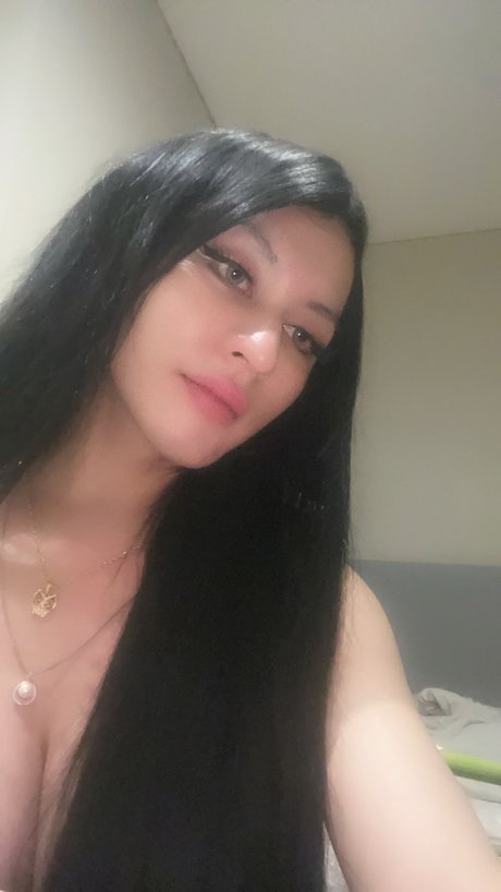 Dona Adeline Patricia Betrix