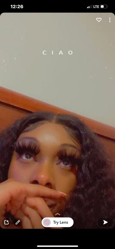 Nacktes geleaktes OnlyFans-Foto von Motwla12