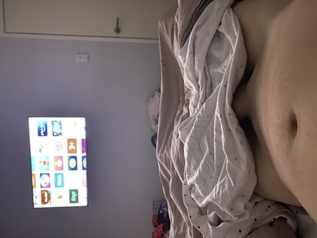 Nacktes geleaktes OnlyFans-Foto von Dave